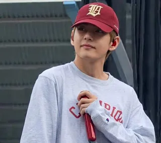 Fans Service V BTS di Madrid dan Brussel 2026 Jadi Sorotan
